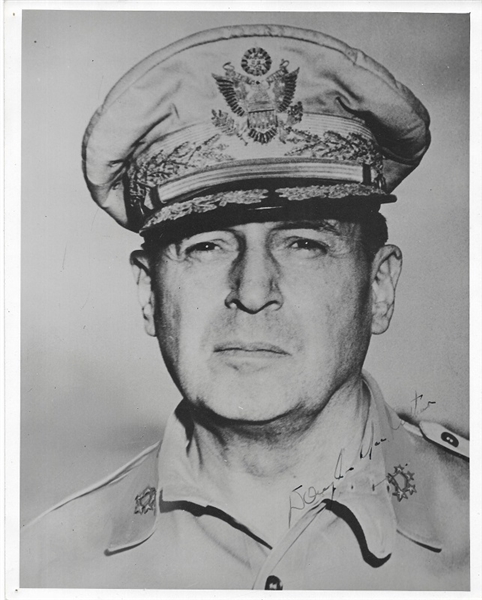 MacArthur WW II Era Signed Photo